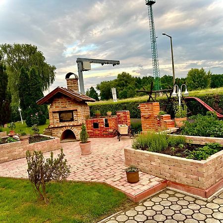 Hotel Zeta Lenti Ngoại thất bức ảnh