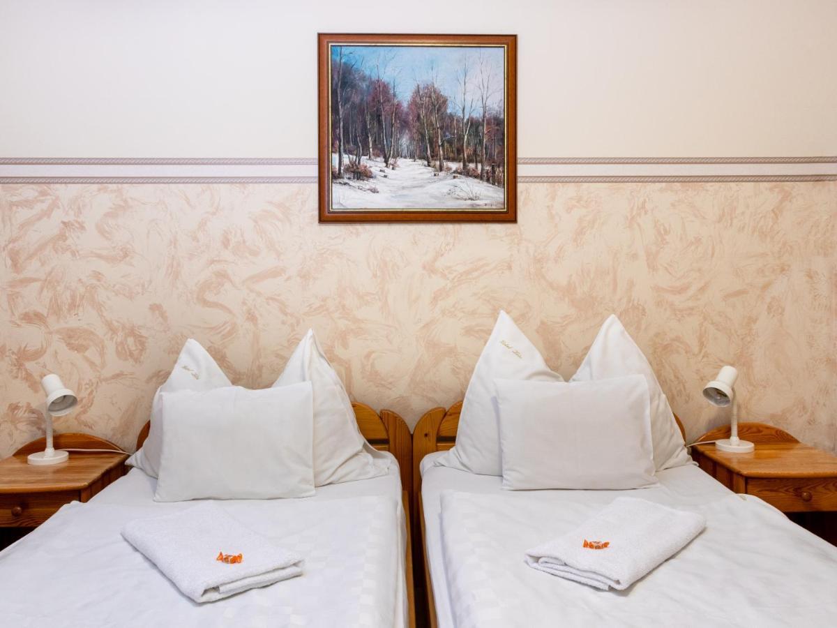 Hotel Zeta Lenti Ngoại thất bức ảnh